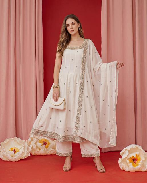 Felocity Vichitra vol 9 catalog wholesale kurti pant set