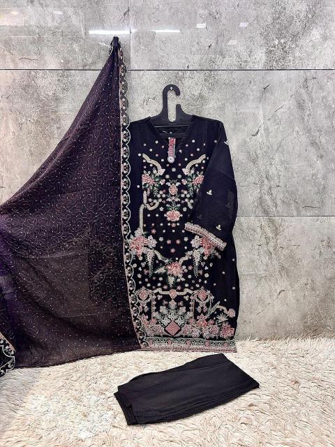 Hoor Tex 636 A To C catalog pakistani suits wholesalers in pakistan