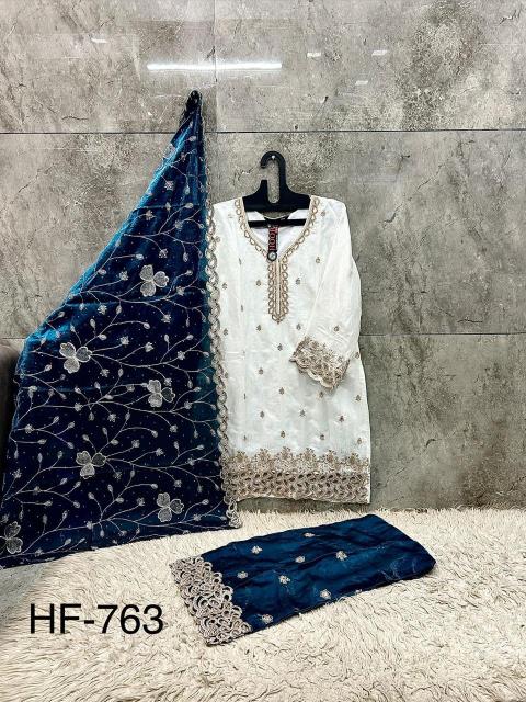 Hoor Tex 763 A To D catalog akbar aslam pakistani suit wholesalers