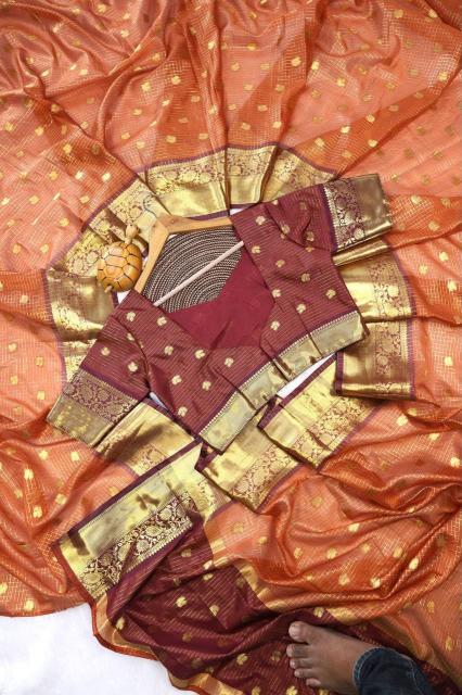 SF 988 saree E commerce product