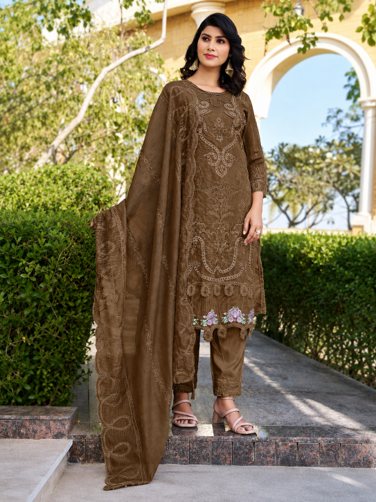 Bilqis B 245 E TO I catalog pakistani suits wholesalers in mumbai