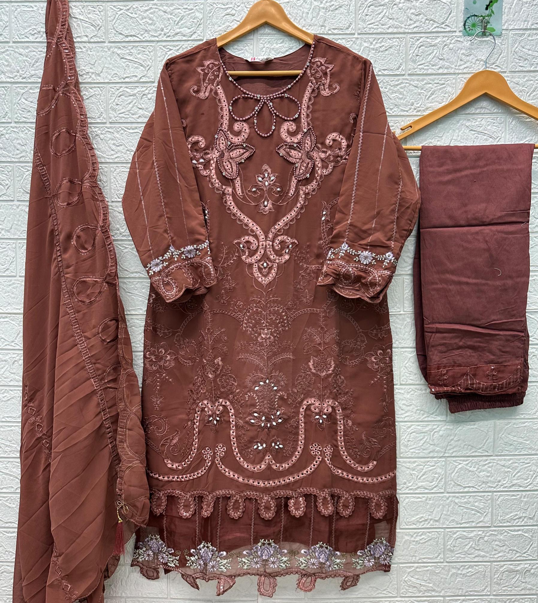 Bilqis B 245 E TO I catalog pakistani suits wholesalers in mumbai