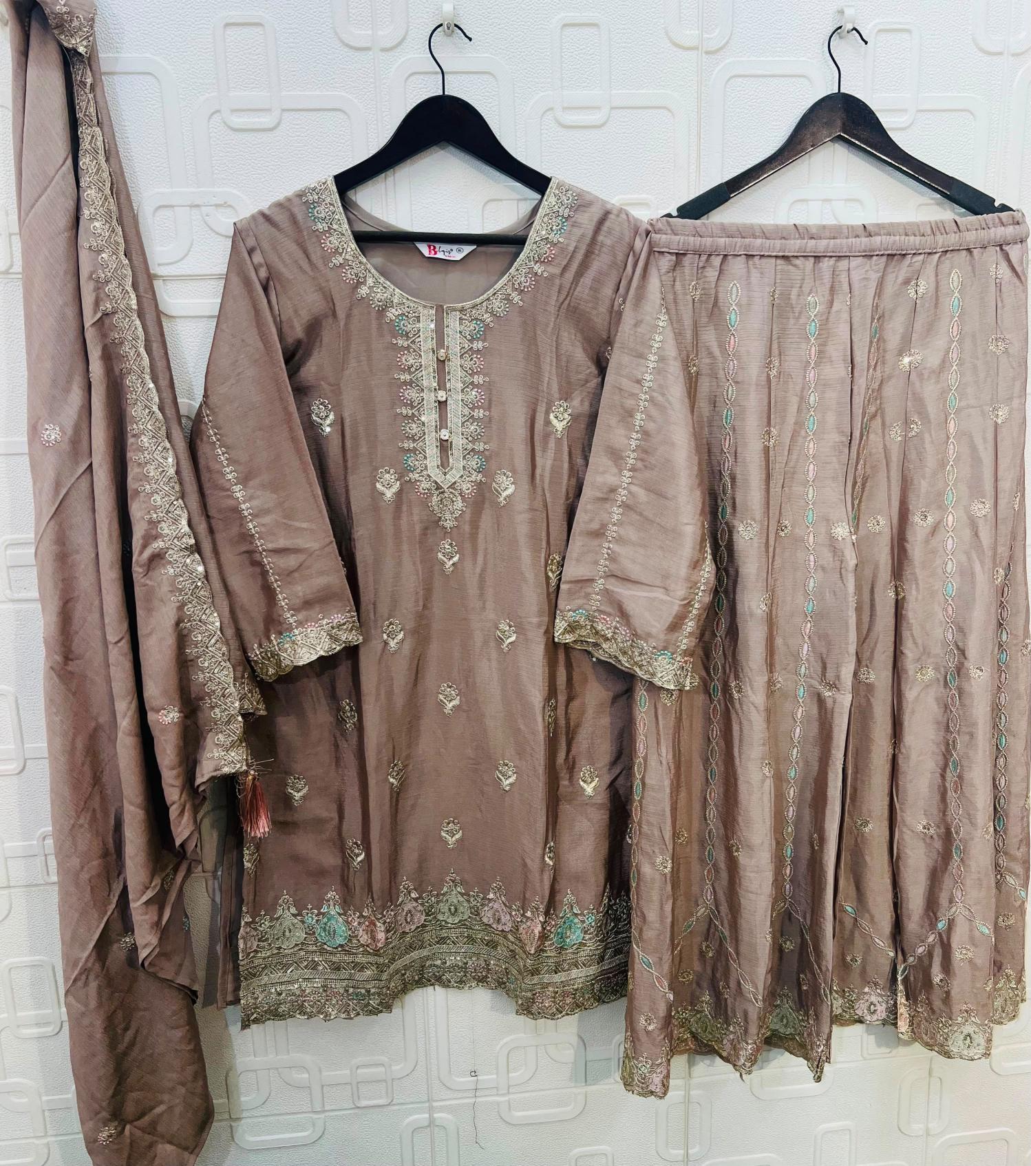 Bilqis B 249 E TO H catalog pakistani suits wholesale in surat