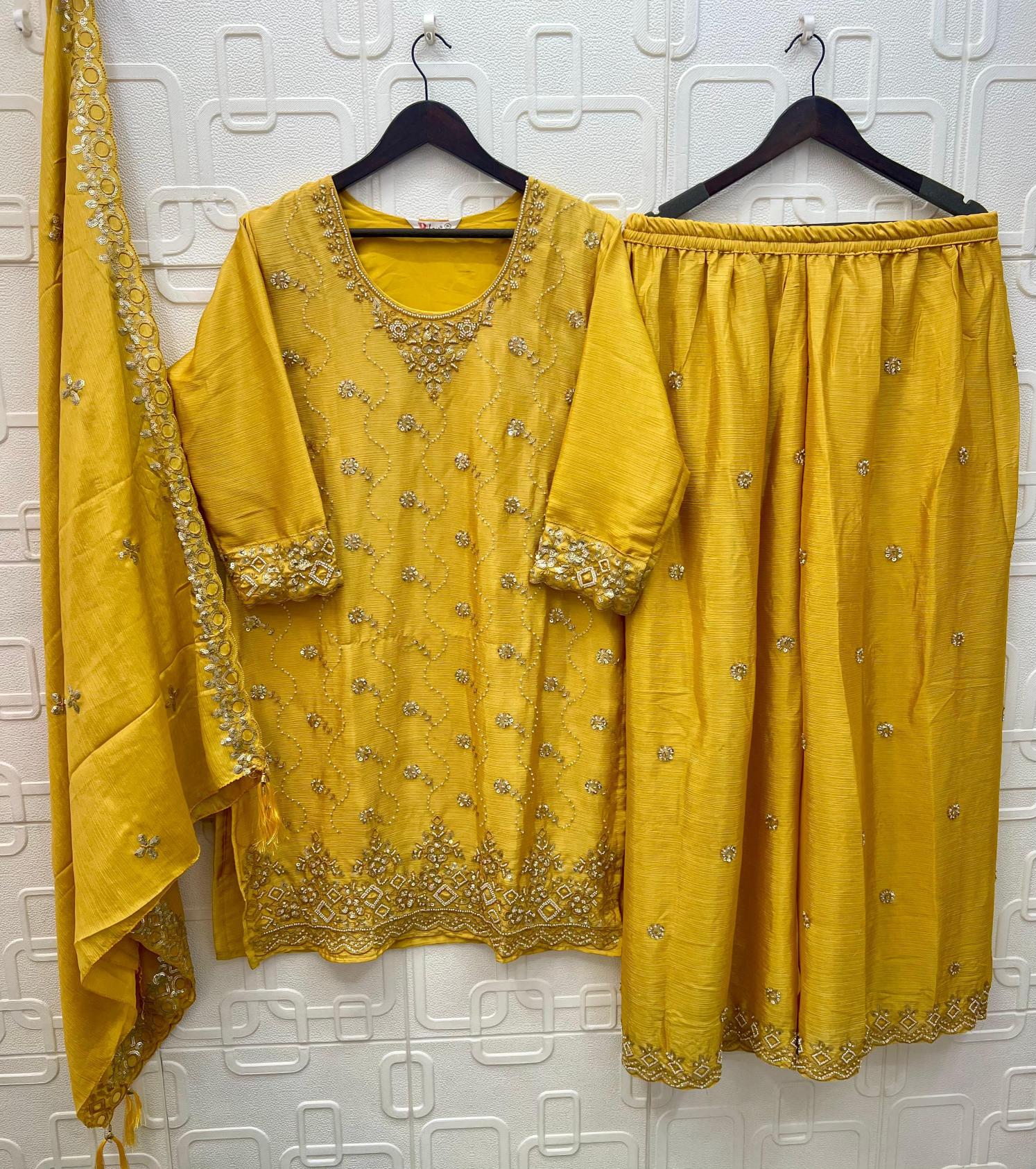 Bilqis B 267 A TO D catalog pakistani suits wholesale in kolkata