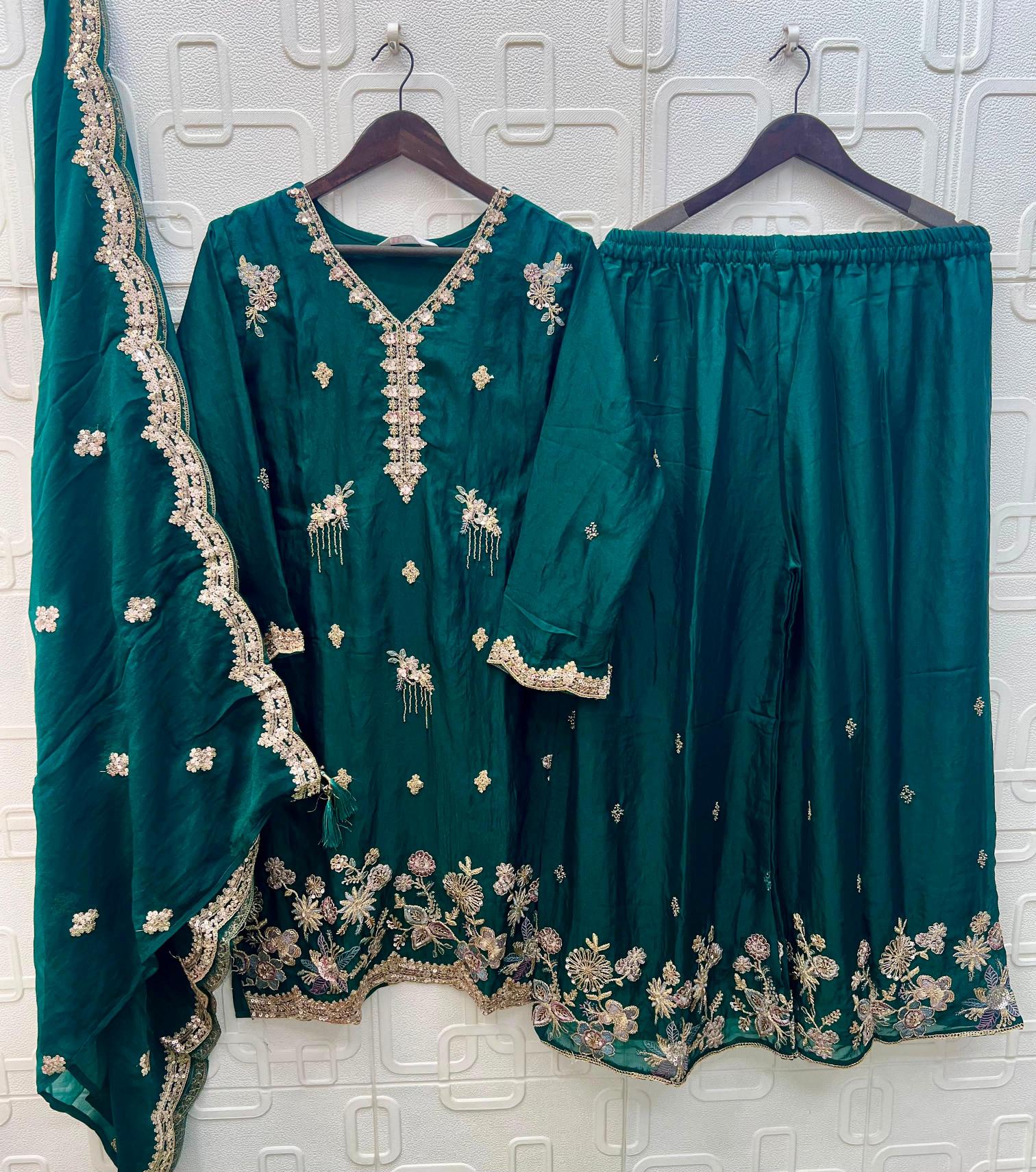 Bilqis B 291 A TO D catalog wholesale pakistani salwar suits