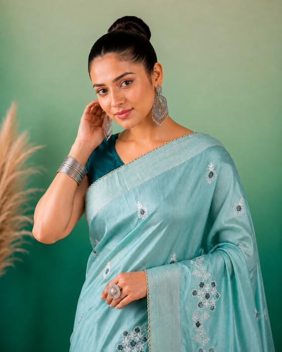 Dazira Afs Rutvi Silk catalog pakistani suits wholesale near me