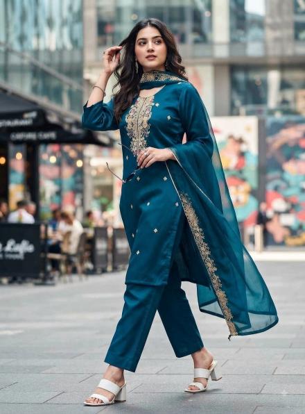 Felocity Fashion Feel catalog fancy kurtis wholesale surat