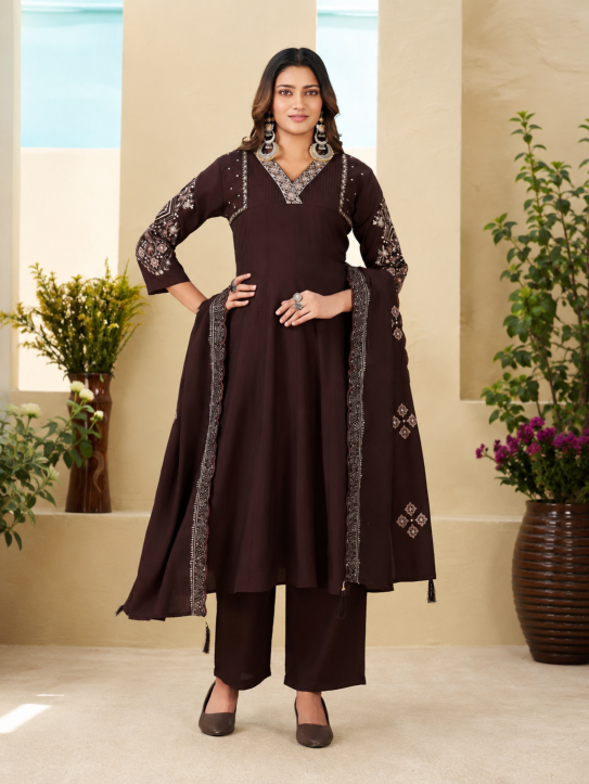 Mittoo IV 325 & 326 & 377 catalog wholesale kurtis at general bazar secunderabad