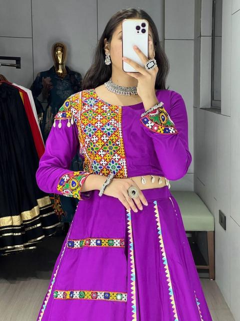 Sabella SC 58 Toraniyu catalog wholesale lehengas