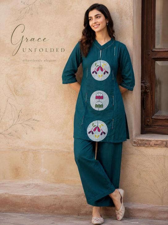 Sabella Vatican vol 32 catalog wholesale coord sets