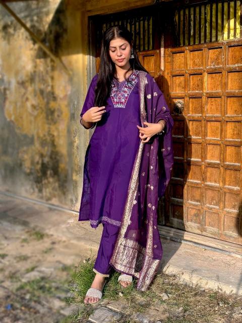 Felocity Roman Silk vol 32 catalog kurtis wholesale