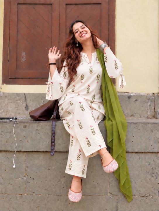 Felocity Farshi vol 2 catalog baanvi kurtis wholesale