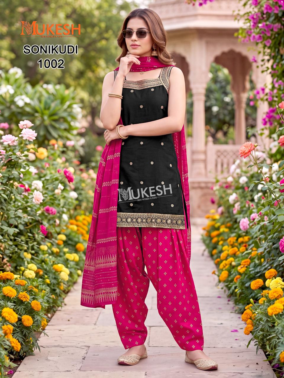 Mukesh Sonikudi catalog bangalore chickpet wholesale readymade kurti market