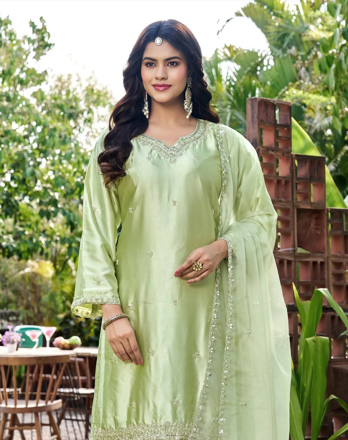 Bilqis B 289 A TO D catalog pakistani suites wholesale