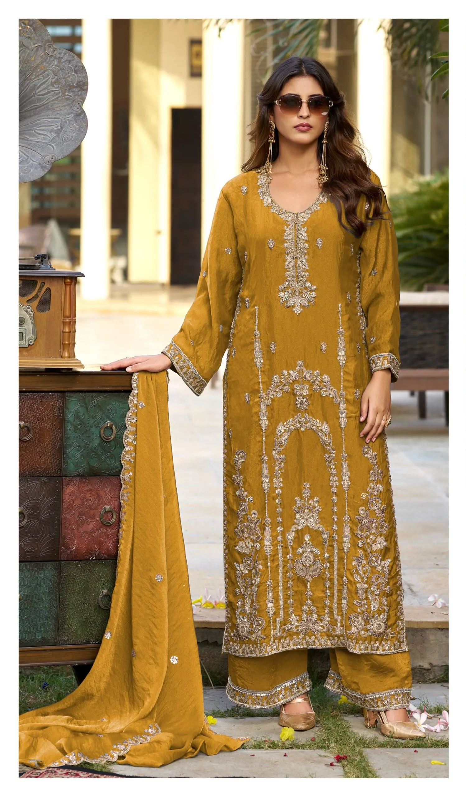 Deepsy 3555 catalog wholesale pakistani suits materials
