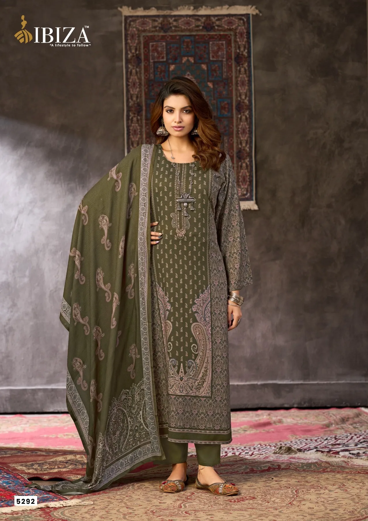 Ibiza Padgmina Dhaga catalog designer salwar kameez at wholesale price