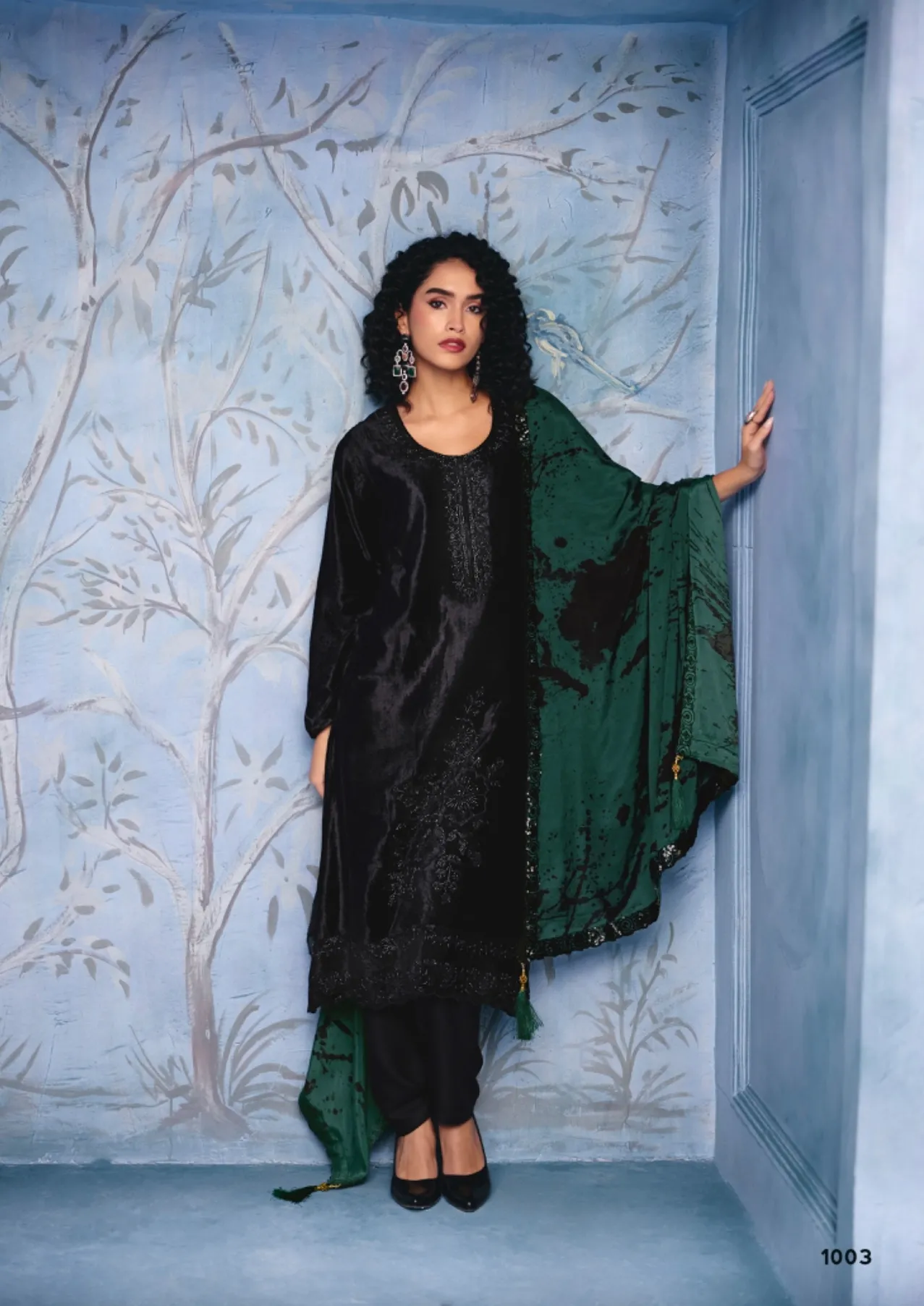 Rangati Legacy catalog women dress material price in wholesale